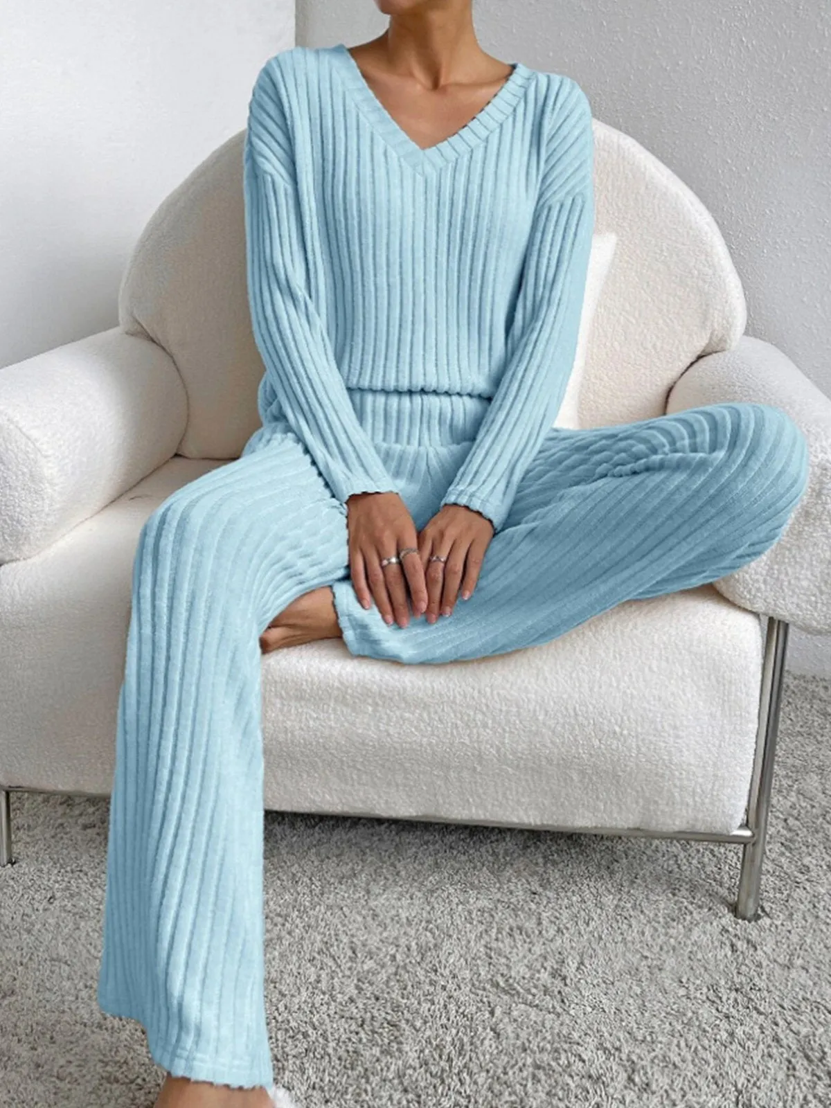 V-Neck Ribbed Design Comfy 2-Pieces Lounge Set